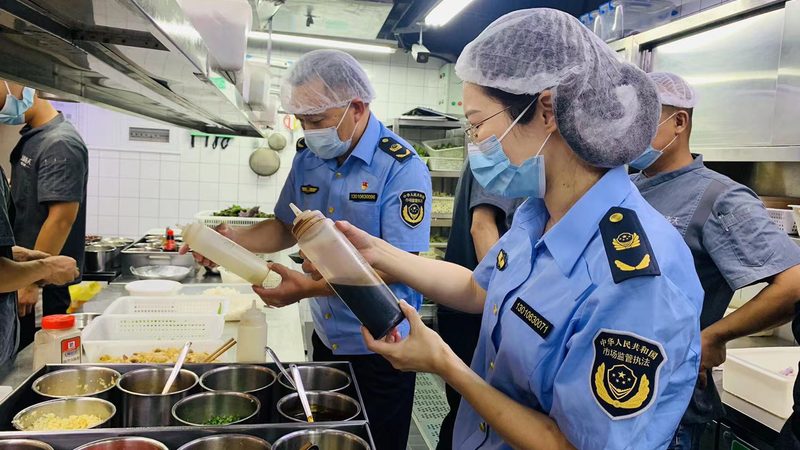 火锅加盟店装修：如何合理规划设备投资预算**