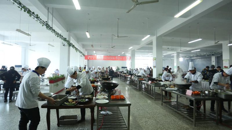 揭秘网红膨化食品代理加盟：费用构成与行业真相